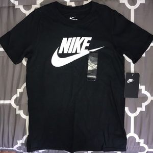 Black Nike Tee